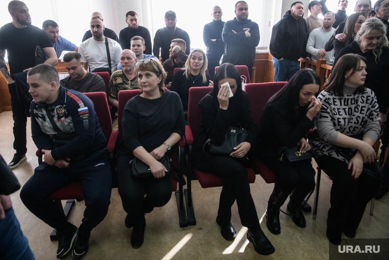 А кто-то не мог сдержать слез после