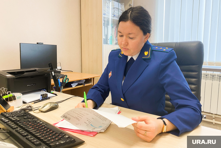 Но о работе забывать нельзя