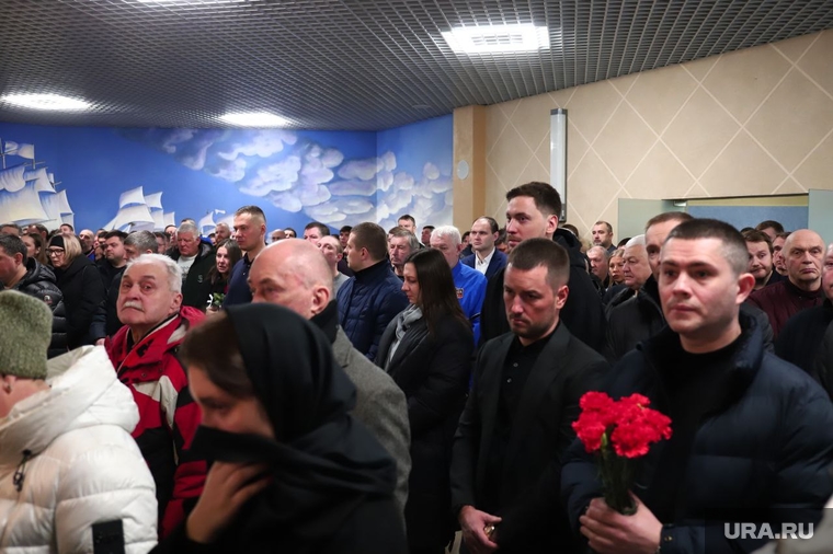 Весь зал был заполнен знакомыми и родственниками спортсмена