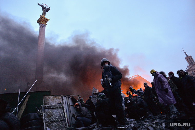 Майдан. Украина.
Ночь 19-20.02.14
Конец перемирия. Киев, майдан, беспорядки, война, бойцы, площадь независимости