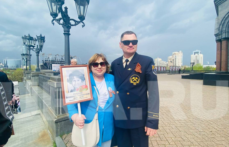 Марина и Александр в Мариуполе не могли участвовать в «Бессмертном полку»