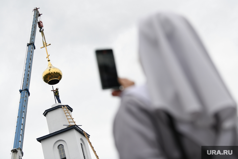 Милосердие воспитывается в людях на примерах, считает врач