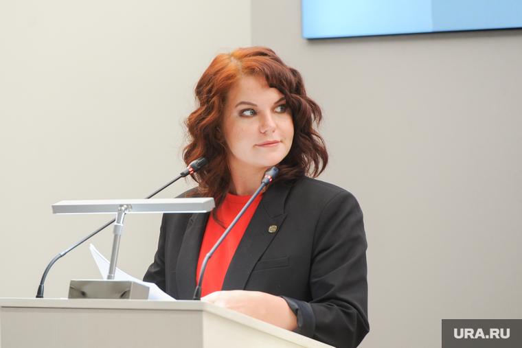Ольга Никитина с весны 2024 года была назначена главным архитектором Челябинска, а в 2025 году стала руководителем архитектурного министерства