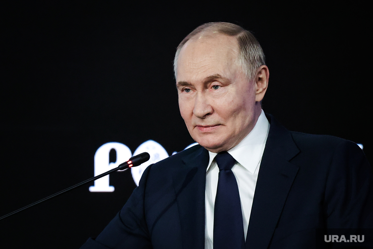 По словам президента, нехватка рабочей силы на рынке труда снижается