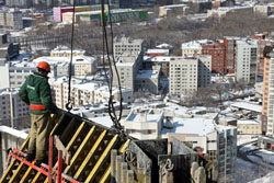               В Екатеринбурге до недавнего времени был заморожен каждый третий строящийся объект, у 40% домов сроки сдачи передвинулись более чем на год              