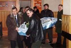               Правительство Зауралья и Курганская областная Дума сегодня выразили соболезнование родным и близким Сергея Баженова              