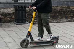 Если электросамокат оснащен двигателем мощнее 0,25 кВт, он относится к мопедам