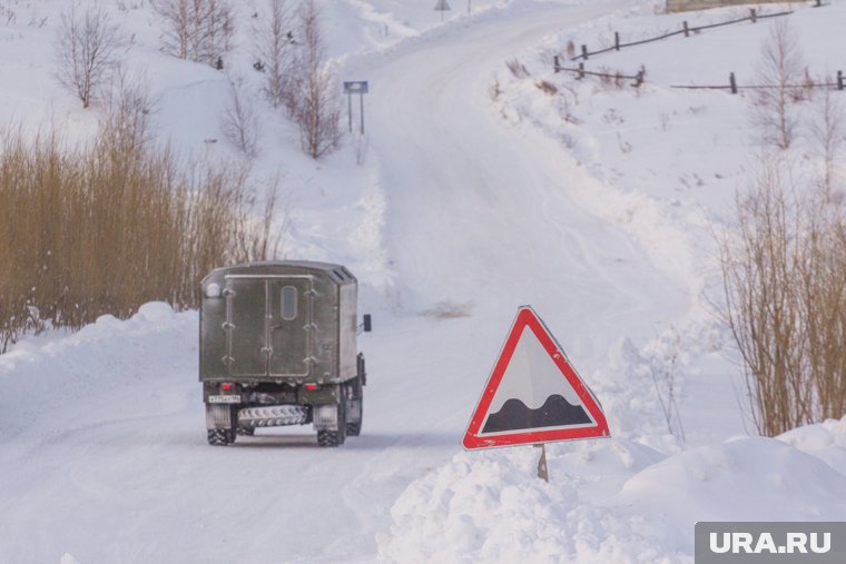 Движение по зимникам  изменено из-за полыньи на Иртыше