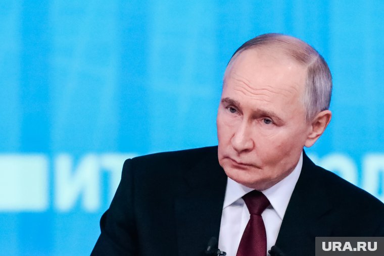 Путин поблагодарил всех тех, кто отдал свою жизнь на войне во имя мира