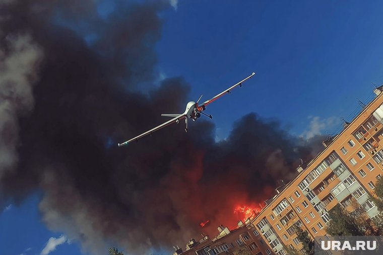 Несколько районов Киева горят после падения обломков БПЛА, заявил Кличко