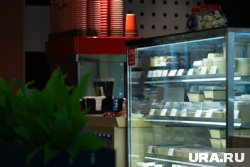 В Перми требуют снести два нестационарных торговых объекта