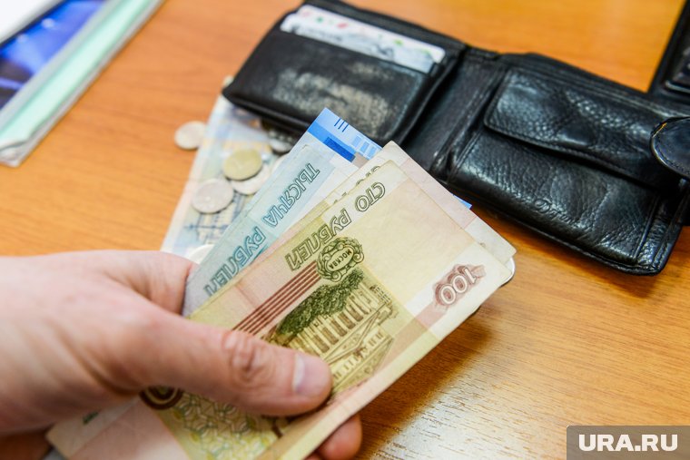 Средний размер выплат за счет накоплений составил 1,6 тысячи рублей в месяц