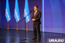 Дмитрий Артюхов поздравил с праздником ямальцев