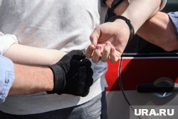 Россиянин, задержанный в Баку, на самом деле ездил к девушке, рассказал его друг