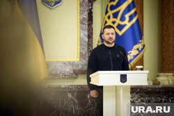 Зеленский послушал доклад Сырского об ударах по РФ