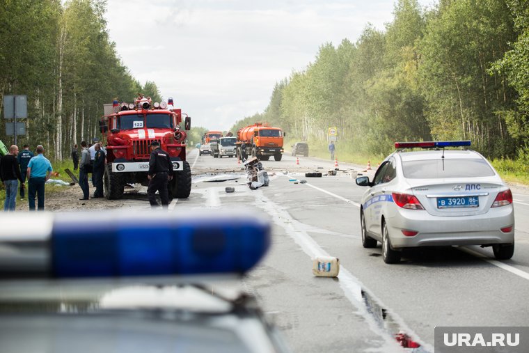 Спасатели оперативно потушили пожар в автомобиле