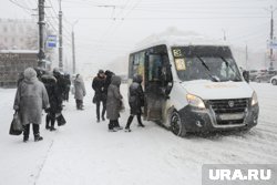 В Тюмени 16-летняя девочка подверглась домогательствам в маршрутке