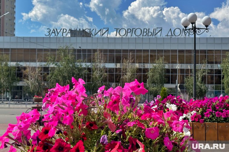 Новое здание соединили со старым ЦУМом
