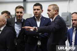 Министр промышленности и торговли Антон Алиханов ознакомился с работой оборудования НПО «Электромашина»