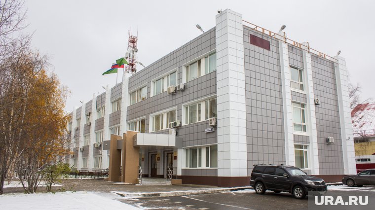Депутат Макаров подозревает власти города в проверке бизнеса супруги
