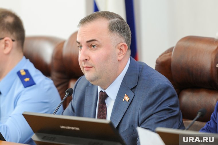 Олег Гербер призвал коллег рассказывать избирателям о реестре неплательщиков алиментов