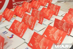 Из рук губернатора Алексея Текслера паспорта получат 20 активистов Движения Первых, рассказала Светлана Буравова