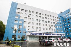 Кровавая расправа над мужчиной произошла возле ОКБ №2 29 мая 2014 года