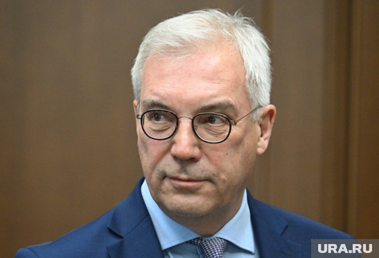 Александр Грушко закончил МГИМО МИД СССР в 1977 году