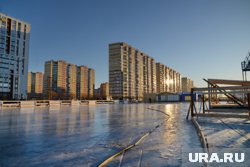 Открыта для катания только небольшая часть катка