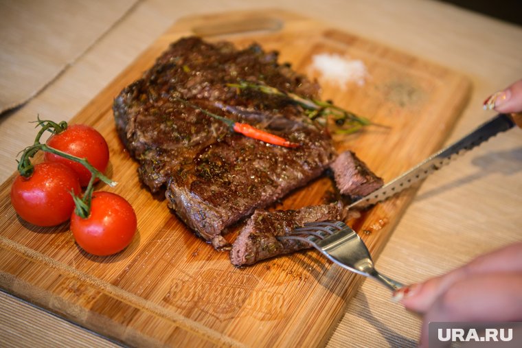 Мясо с пермских ферм вкуснее, уверен Дмитрий Махонин