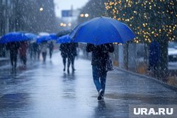 Ливень с градом обрушился на Санкт-Петербург после аномальной жары