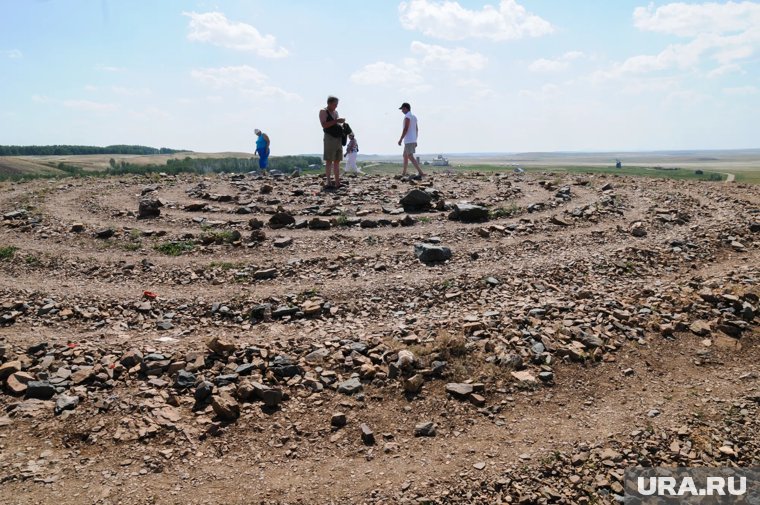 Особенно Аркаим любят историки и эзотерики