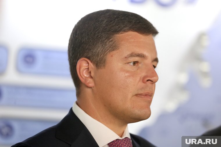 О строительстве лагеря в Крыму объявил губернатор ЯНАО Артюхов в марте в ходе ежегодного послания депутатам Заксо