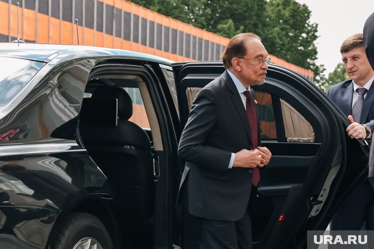 Анвар Ибрагим пригласил Владимира Путина на на саммит АСЕАН в Малайзии