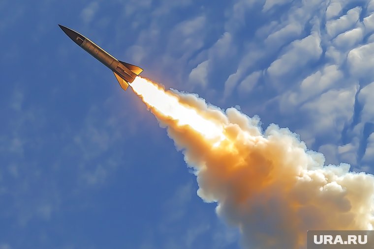 Иран выпустил около 10 ракет по военной базе США
