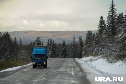 После поворота на Юрюзань все фуры загнали на принудительную стоянку