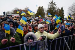 Отправку украинцев на фронт назвали законной