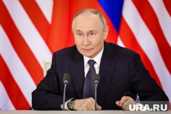 Путину предложили взглянуть на икону, которую реставрировали целый век