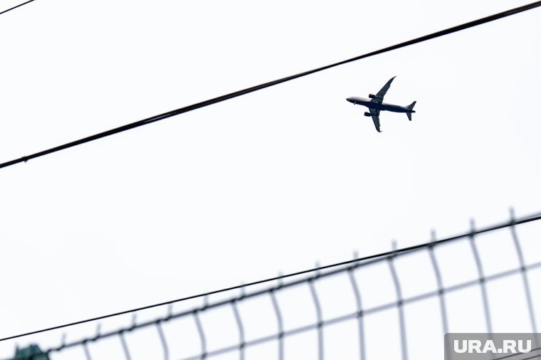 Узбекская авиакомпания Air Samarkand три месяца удерживает зарплату работникам