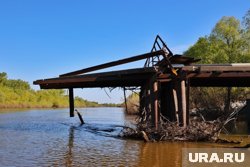 Курганские власти ищут подрядчика для ремонта разрушенного моста в селе Духовка (архивное фото)