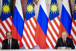 Для Путина 14 мая стало днем насыщенных российско-малазийских переговоров