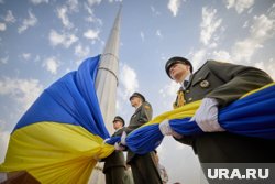 Победа Харрис на выборах в США добьет Украину, считает Фицо