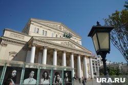 Из Большого театра под аплодисменты вынесли гроб с телом Григоровича