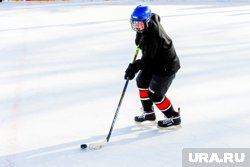 В Кургане прошёл первый Кубок Губернатора — хоккеисты «Зауралья» на пьедестале