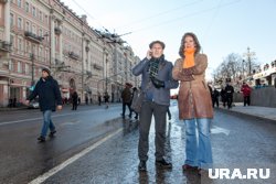 Иноагент Татьяна Лазарева (справа) не признает свою вину по делу об оправдании терроризма 