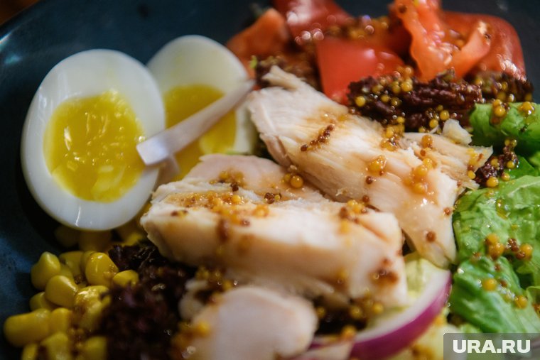 В честь праздника разрешается побаловать себя вкусной едой