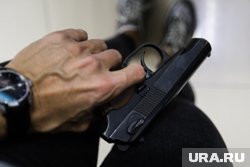 Член общественного совета при мэрии Урая открыл стрельбу в своем клубе