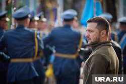 Решение о выводе войск зависит не от командующего армией, а от Зеленского, считает швейцарская газета