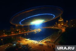 В итоге культовая тема сериала появилась благодаря свисту супруги Сноу и синтезатору