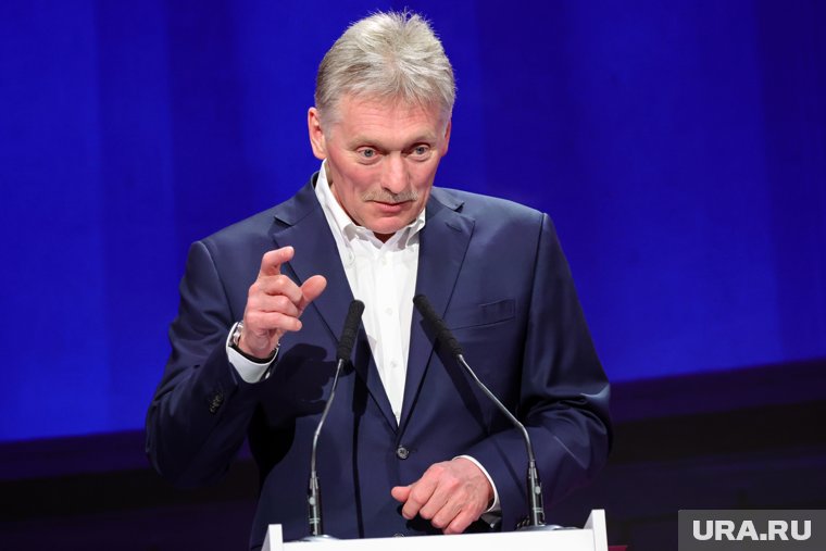 Президент Владимир Путин не давал новых указаний по перемирию, заявил Дмитрий Песков